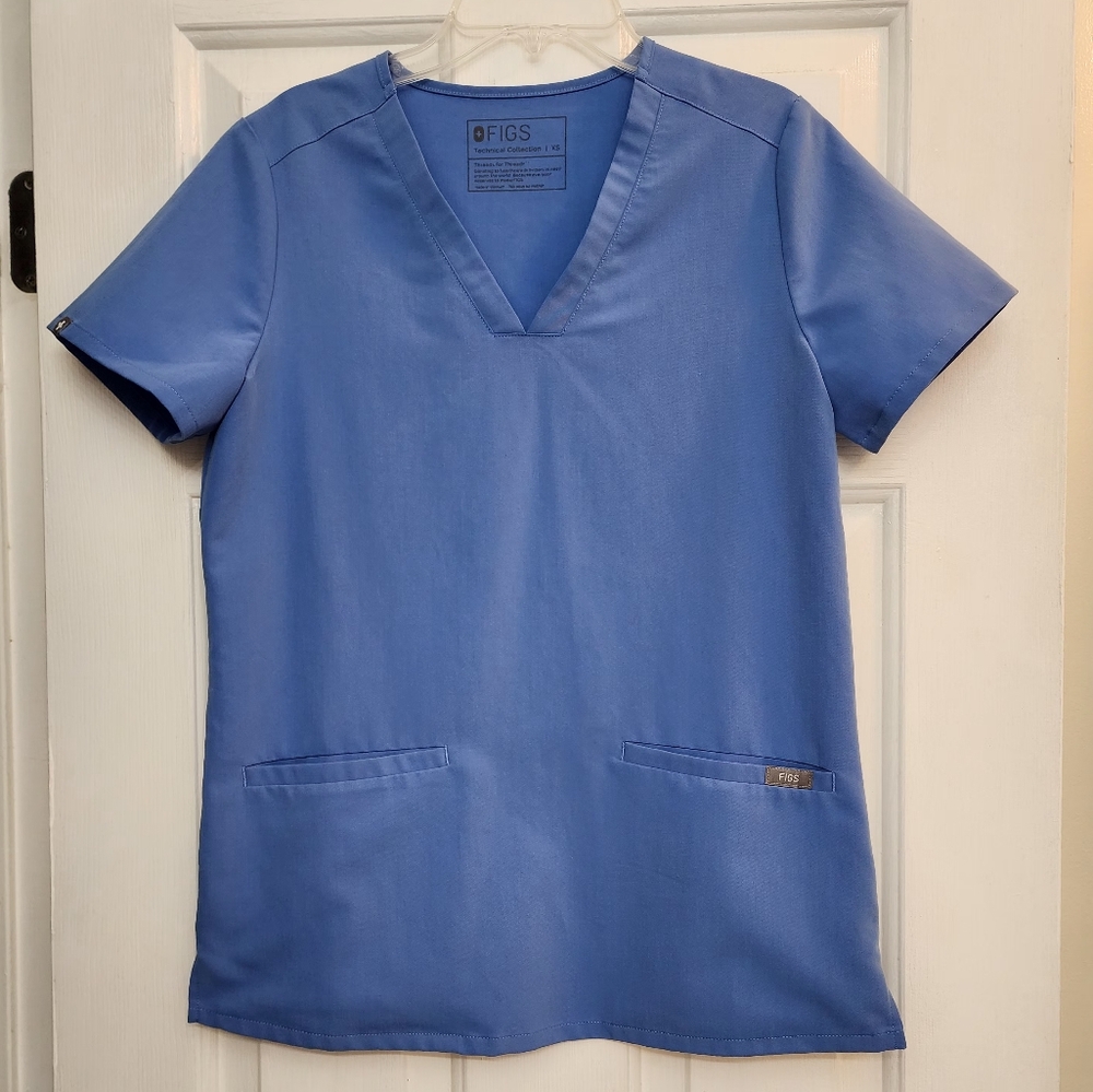 FIGS Technical Collection Scrub Top. Cell Blue. Size Xtra Small.